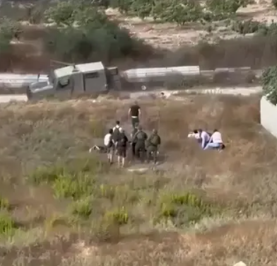 عملية تهز الضفة الغربية.. شهداء فلسطينيون ومقتل إسرائيلي يشعل الموقف